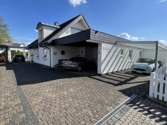Casa Blanca- Luxuriöses Wohnen mit Sonnenterrasse und gepflegtem Garten!!