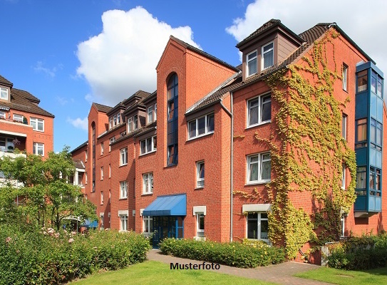 Mehrfamilienhaus mit Garage - provisionsfrei