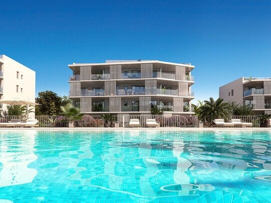 Appartements mit 2 Schlafzimmern, 2 Bädern, Klimaanlage, Gemeinschaftspool, Kfz-Stellplatz und Ausblick auf den nahegel…