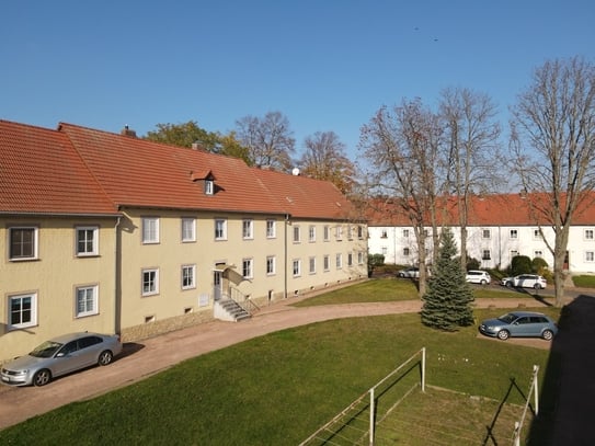 Ihr neues Zuhause: Charmante 2-Zimmer-Eigentumswohnung in idyllischer Lage von Bad Lauchstädt