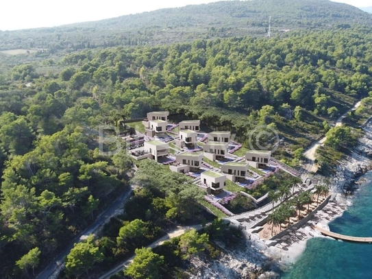 Hvar, Sućuraj, Gebäude. Land mit einer gültigen Genehmigung