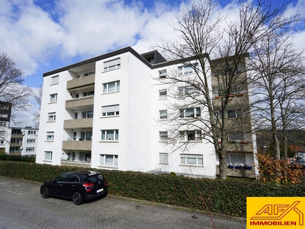 Wohnen wie im eigenen Haus -
5-Zimmer-Wohnung mit Poolanlage!
