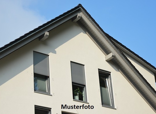 Kapitalanlage + Vierfamilienhaus, Balkone/Terrasse, 4er-Carport +