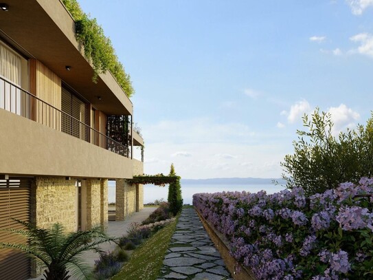 Villa Lalla: 4 Neubauwohnungen mit Seeblick am Gardasee (Garda)