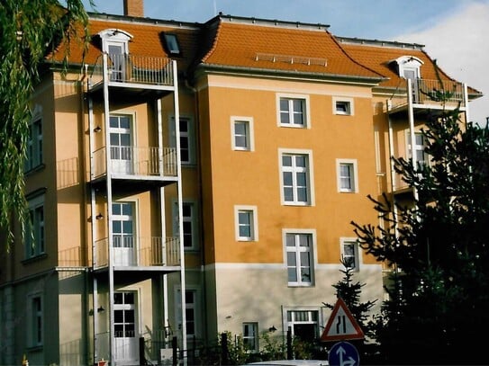 Hübsche 3-Raum-Dachgeschosswohnung, Balkon, PKW-Stellplatz in Bautzen