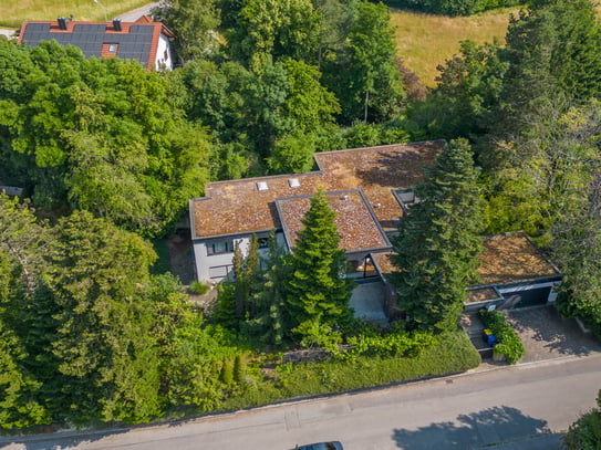 Architektonisches Meisterwerk - 
Arztvilla mit Innenpool in bester Wohnlage - 
Nähe der Klinik in Pfarrkirchen