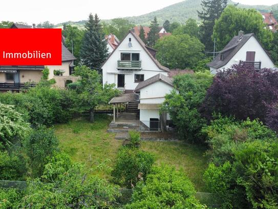 charmantes Einfamilienhaus mit großem Garten