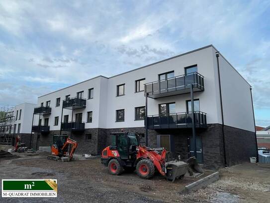 Neubau: 2 Zimmer im 2. OG mit Balkon