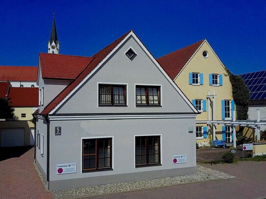 Schöne 2-Zimmer Wohnung mit Küche und moderner Heiztechnik in Dillingen/Hausen