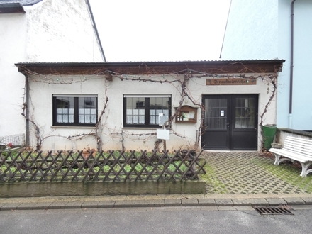 Ground floor (holiday) building with potential flood-free in Zell, Kaimt district