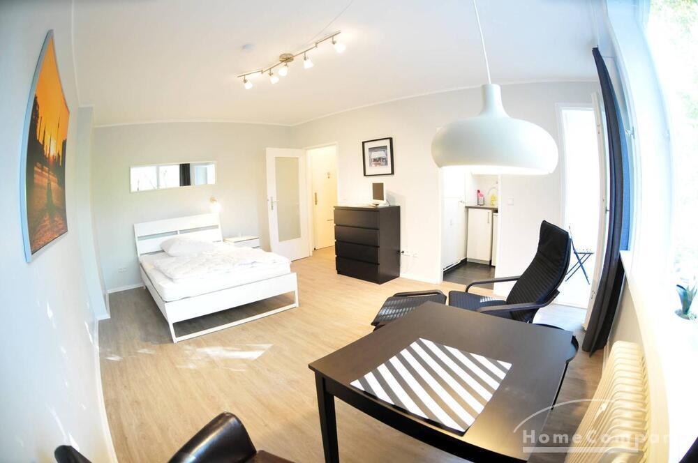 Schicke 1-Zimmer-Wohnung mit Balkon, Nähe KaDeWe, Berlin, möbliert - Foto 1