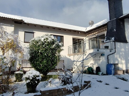 Großzügiges Einfamilienhaus mit Einliegerwohnung