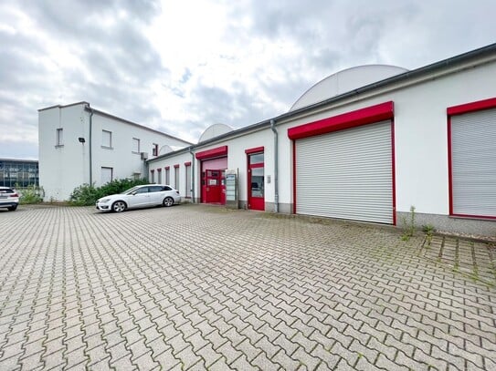 Lagerhalle / Produktionsfläche mit modernem Büroanteil zur Miete teilbar ab 300m2