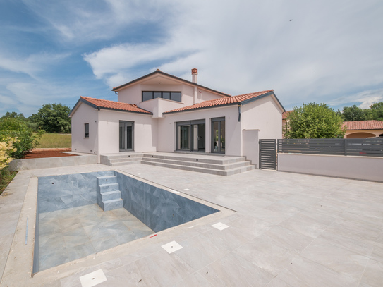 Villa mit Pool, Neubau, in der Nähe von Poreč