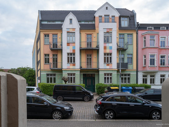 Intel Stadt Magdeburg, nähe Uni - kleine 2 Zi. Wohnung mit Balkon.