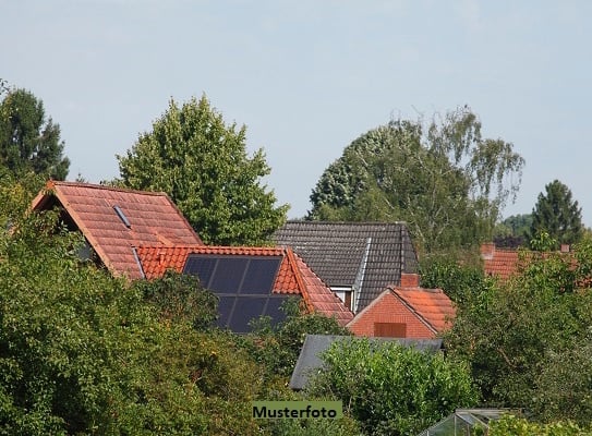 Einfamilienhaus in locker bebautem Wohngebiet