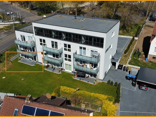 2ZKB-ERDGESCHOSSWOHNUNG MIT TERRASSE UND GARTEN ZENTRAL GELEGEN!