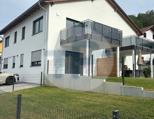 MIETE!
PROVISIONSFREI!!
NEUBAU 2-ZIMMER OG WOHNUNG MIT GROßEM BALKON