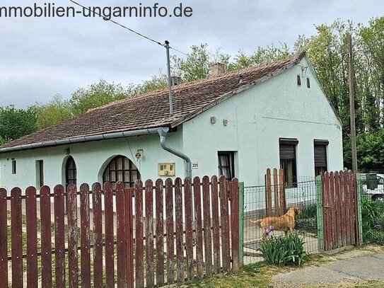 Einfamilienhaus mit vier Zimmern in der Nähe des Plattensees