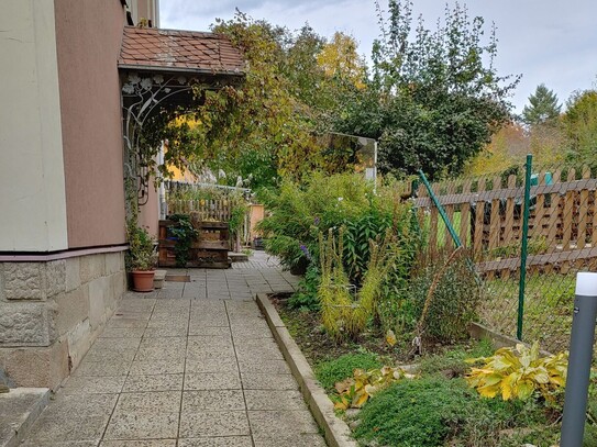 Ruhige 2,5-Zimmer-Wohnung mit Gartennutzung