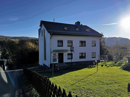 Sanierte 3-Zimmer DG-Wohnung in Mudersbach (57555)