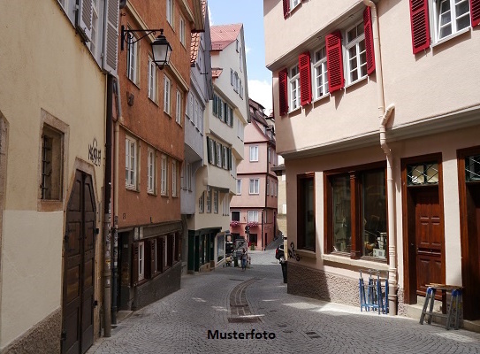 + Ladenlokal mit großer Fensterfront +