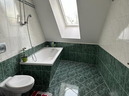 Moderne 2 Raumwohnung über 2 Etagen
