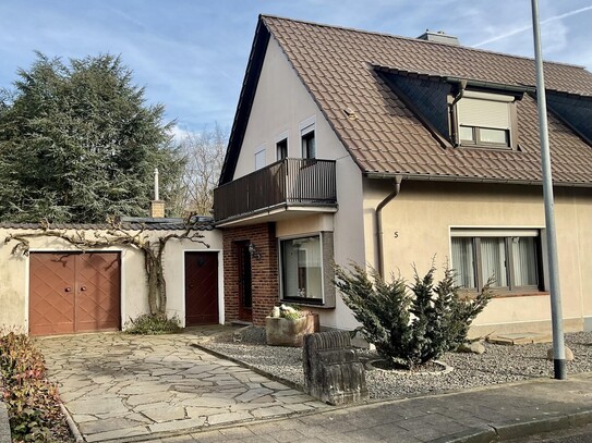 Doppelhaushälfte in 50181 Bedburg-Kaster