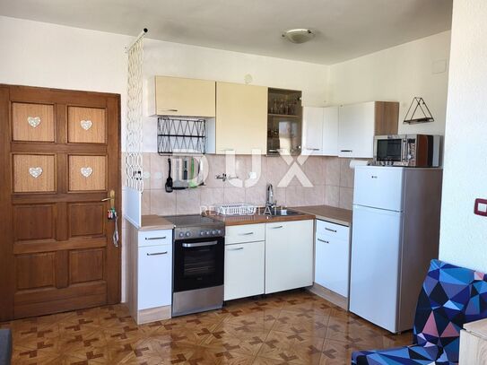 ISTRIEN, NOVIGRAD - Apartment mit Terrasse und Meerblick