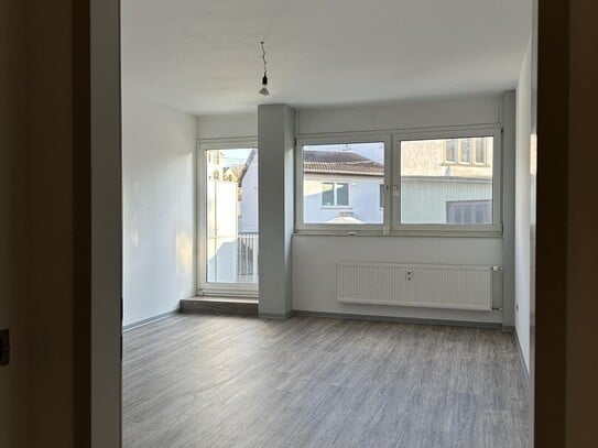 Kernsanierte 1 ZKB-Innenstadt-Wohnung mit Balkon - Erstbezug!