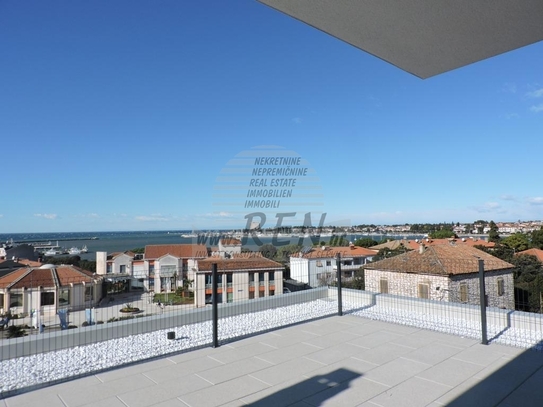 Wohnung in Umag mit Dachterrasse - Top Lage 150m vom Meer entfernt!