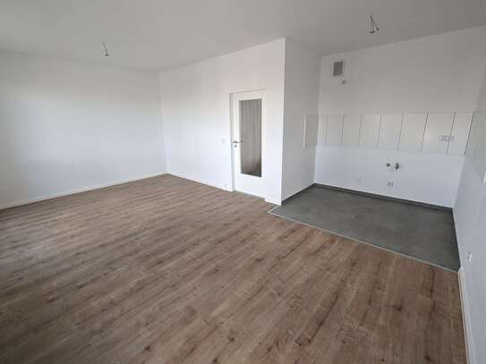 Erstbezug nach Sanierung - 2-Zimmer-Wohnung mit Balkon