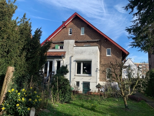 SANKT AUGUSTIN tolle DHH mit ca. 130 m² WNfl. 5-6 Zi. ca. 340 m² GrSt., Keller, Garten, Dachterrasse