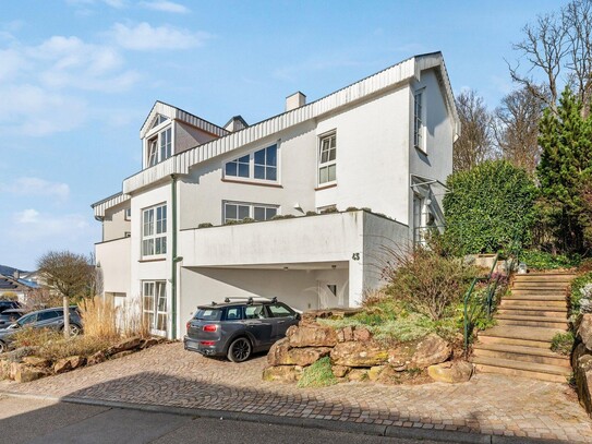 Architektenhaus mit Einliegerwohnung - Idyllisches Wohnen für Familien mitten in der Natur