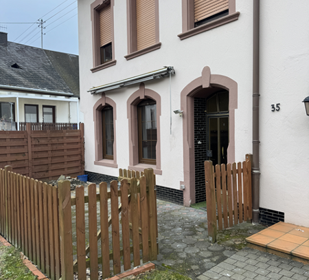 Fell a.d. Mosel - seniorengerechte EG Wohnung - 2 Zi-Kü-Bad und Terrasse