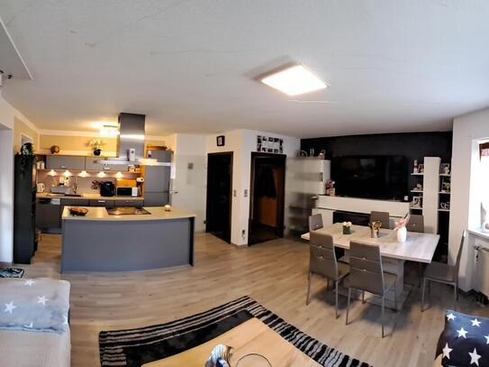 3 Zimmer-Wohnung in Bogen mit Ortsrandlage --- ruhig und modern --- sehr gepflegt!