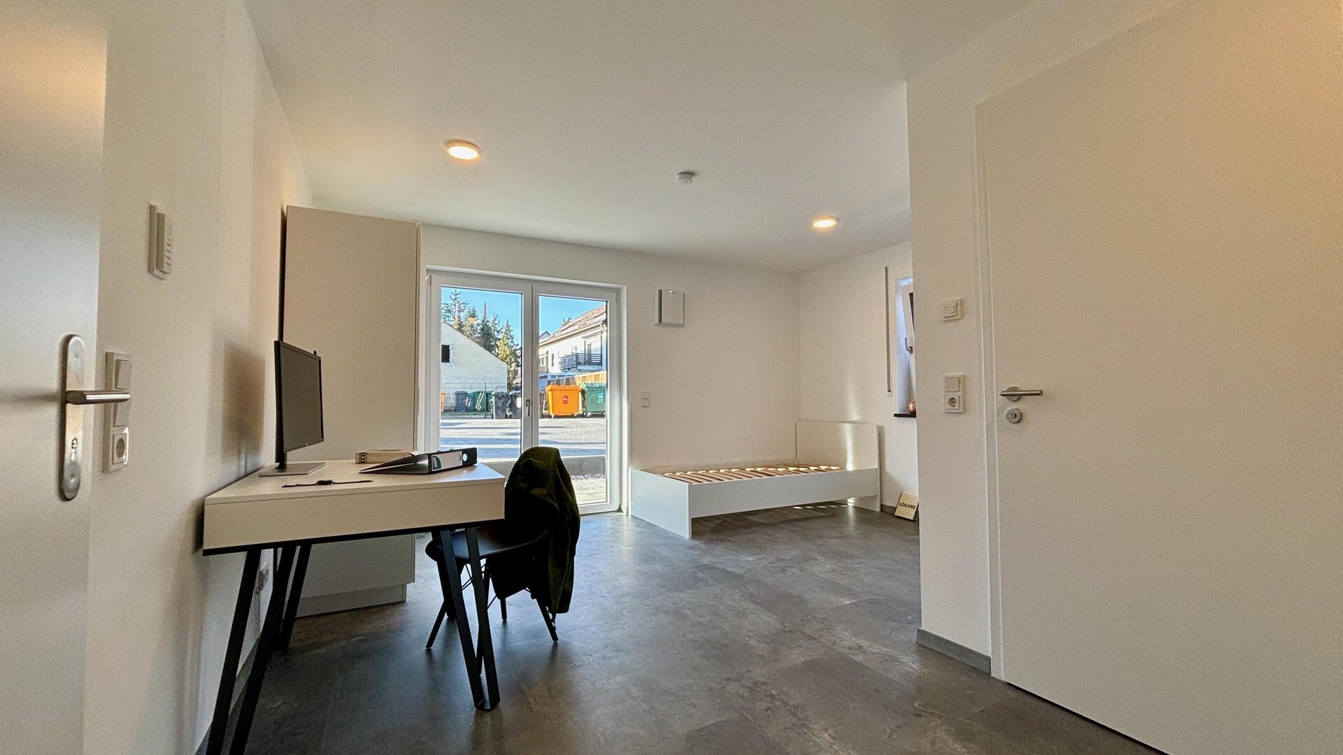                                                              Studentenwohnung m&ouml;bliert mit "All-In" Miete in Augsburg, Neubau                                                       in Siebenbrunn (Augsburg)