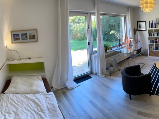 Chices Apartment mit Terrasse, Leverkusen