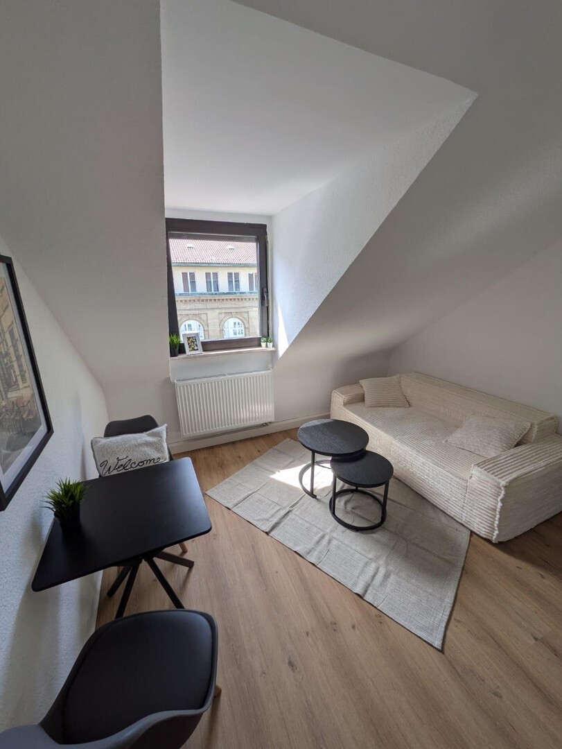                                                               M&ouml;blierte 2-Zimmer-Wohnung in Stuttgart-West                                                       in West (Kassel)