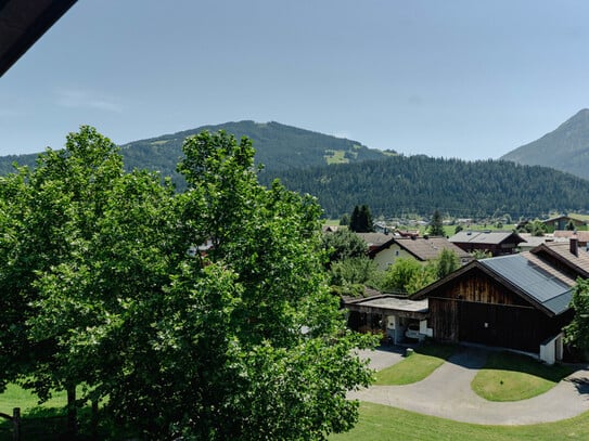 Zweitwohnsitz!- Wohntraum in der Skiregion Amade. Dachgeschosswohnung mit Garagenabstellplatz!