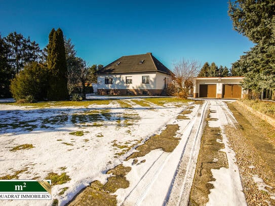 familienfreundliches großes Einfamilienhaus mit viel Garten und nah am See