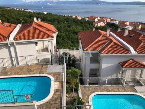 Crikvenica, moderne Wohnung mit Pool