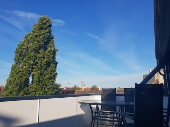 Helles Penthouse mit Südwest-Dachterrasse und ruhiger Lage – provisionsfrei