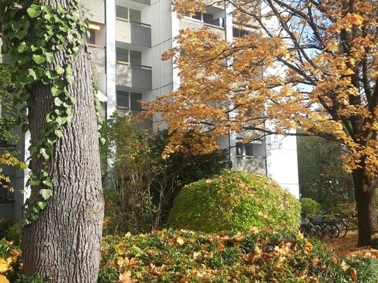 München-Germering möblierte 3 Zi-Wohnung mit Alpenblick auf Zeit - auch als WG