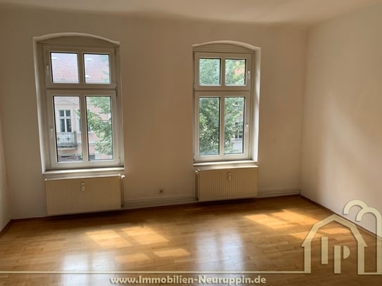 1-Raum-Wohnung mit Balkon und Küche im Stadtkern von Rheinsberg