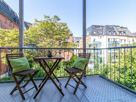 von privat, ab 1.8.: große schöne möblierte 2-Zi- Wohnung m. Balkon / Nordvorstadt