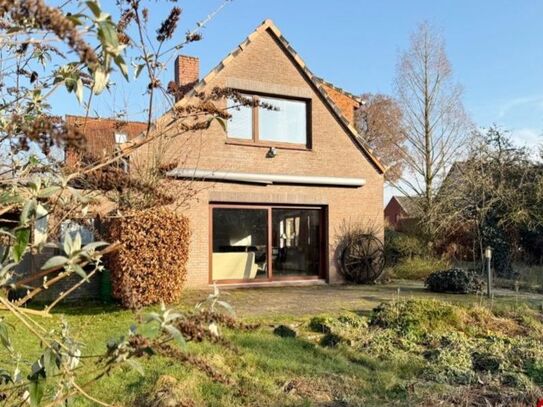 Tolle Maisonette mit Garten- und Garagenanteil in Stuhr-Heiligenrode!