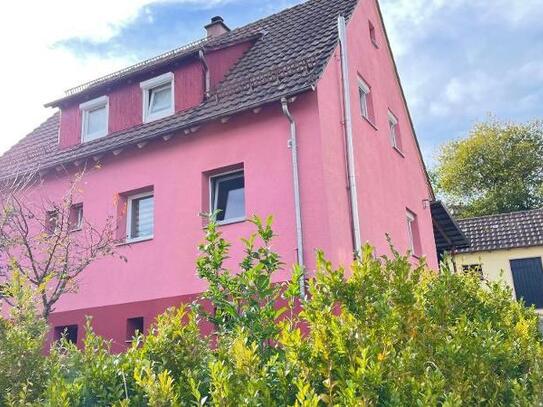 Freibad vor der Türe! Einfamilienhaus in Spitzenlage mit großem Grundstück in Calw-Stammheim!