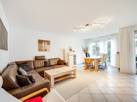 AIGNER - Helle 4 -Zimmer-Etagenwohnung mit Balkon in unmittelbarer Nähe zum Naherholungsgebiet