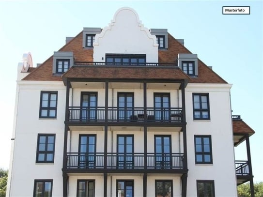 Erdgeschosswohnung in 12203 Berlin, Memlingstr.